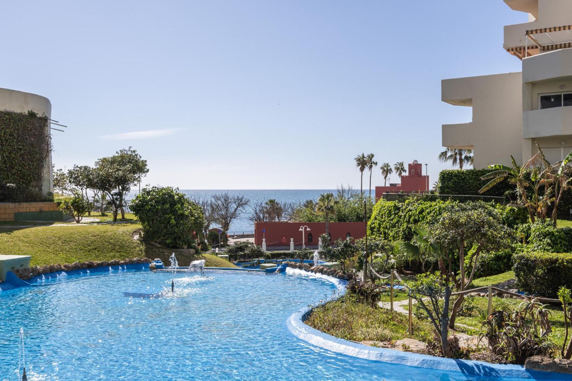 Benalbeach Premium Apartments By Alfresco Stays Benalmadena Exterior photo