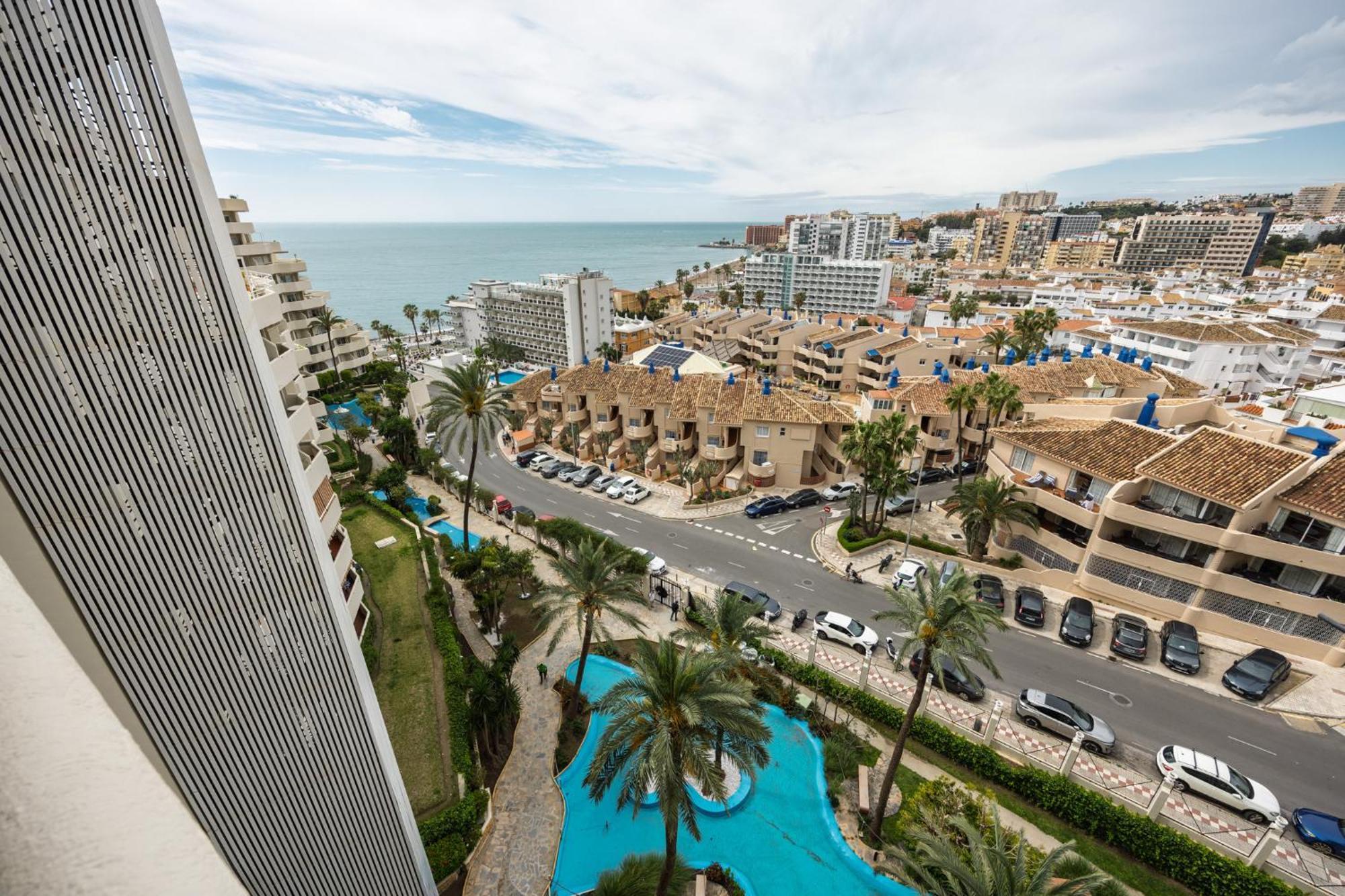 Benalbeach Premium Apartments By Alfresco Stays Benalmadena Exterior photo