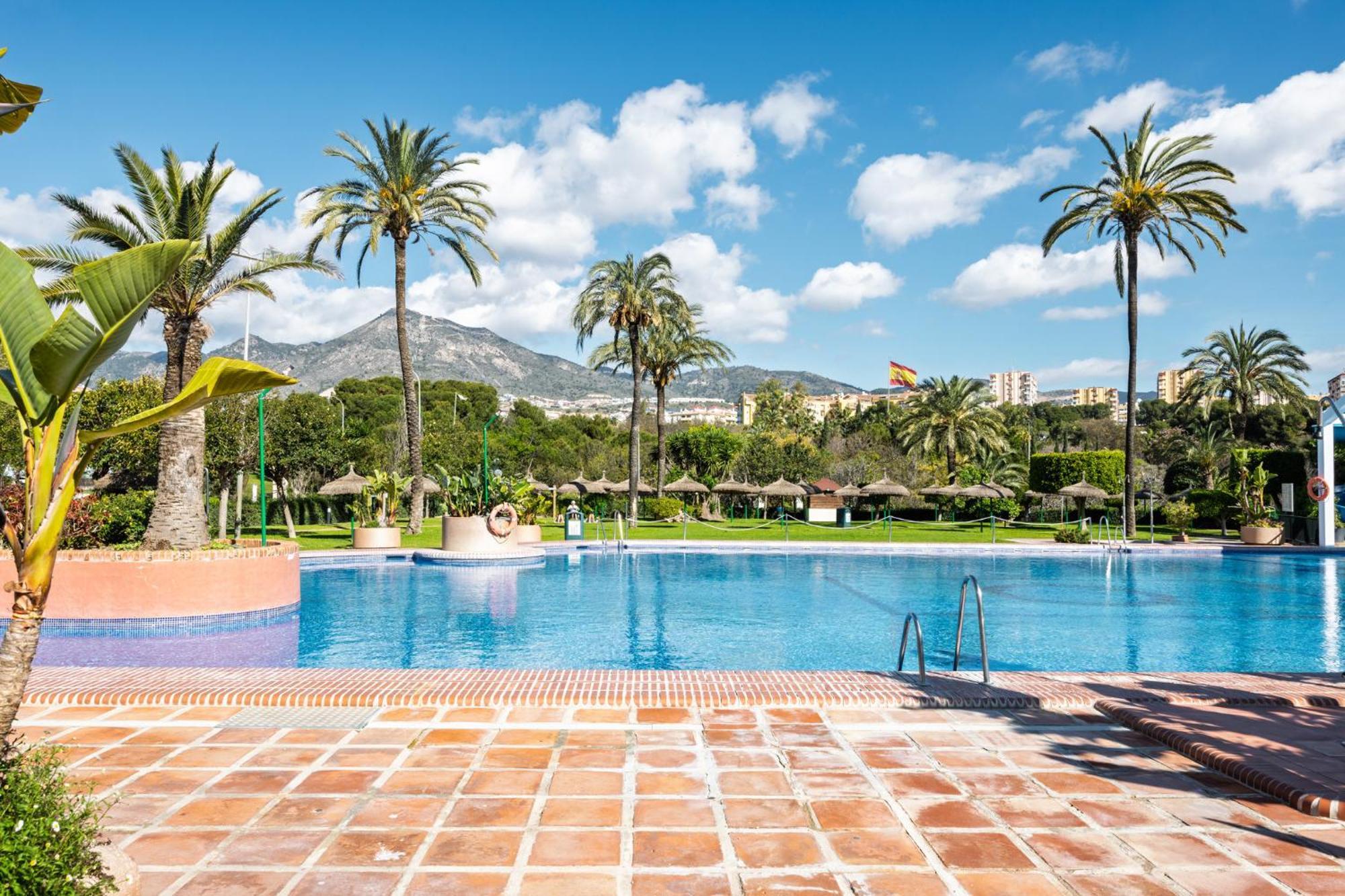 Benalbeach Premium Apartments By Alfresco Stays Benalmadena Exterior photo