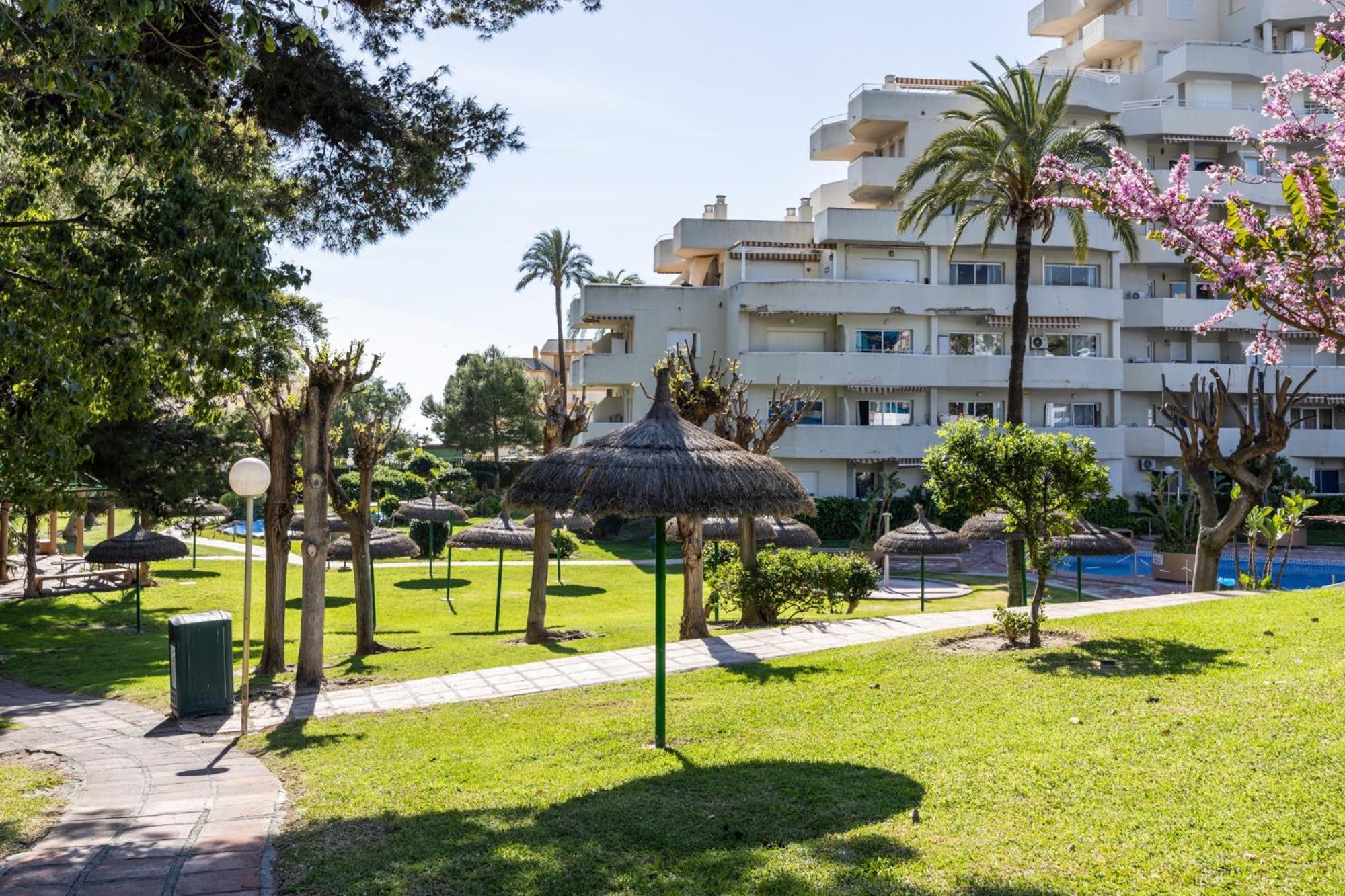 Benalbeach Premium Apartments By Alfresco Stays Benalmadena Exterior photo